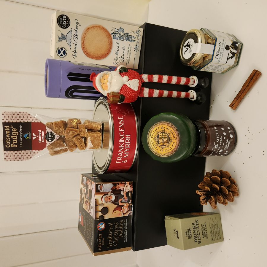 The Grand Noël – Seasonal Premium (Large)